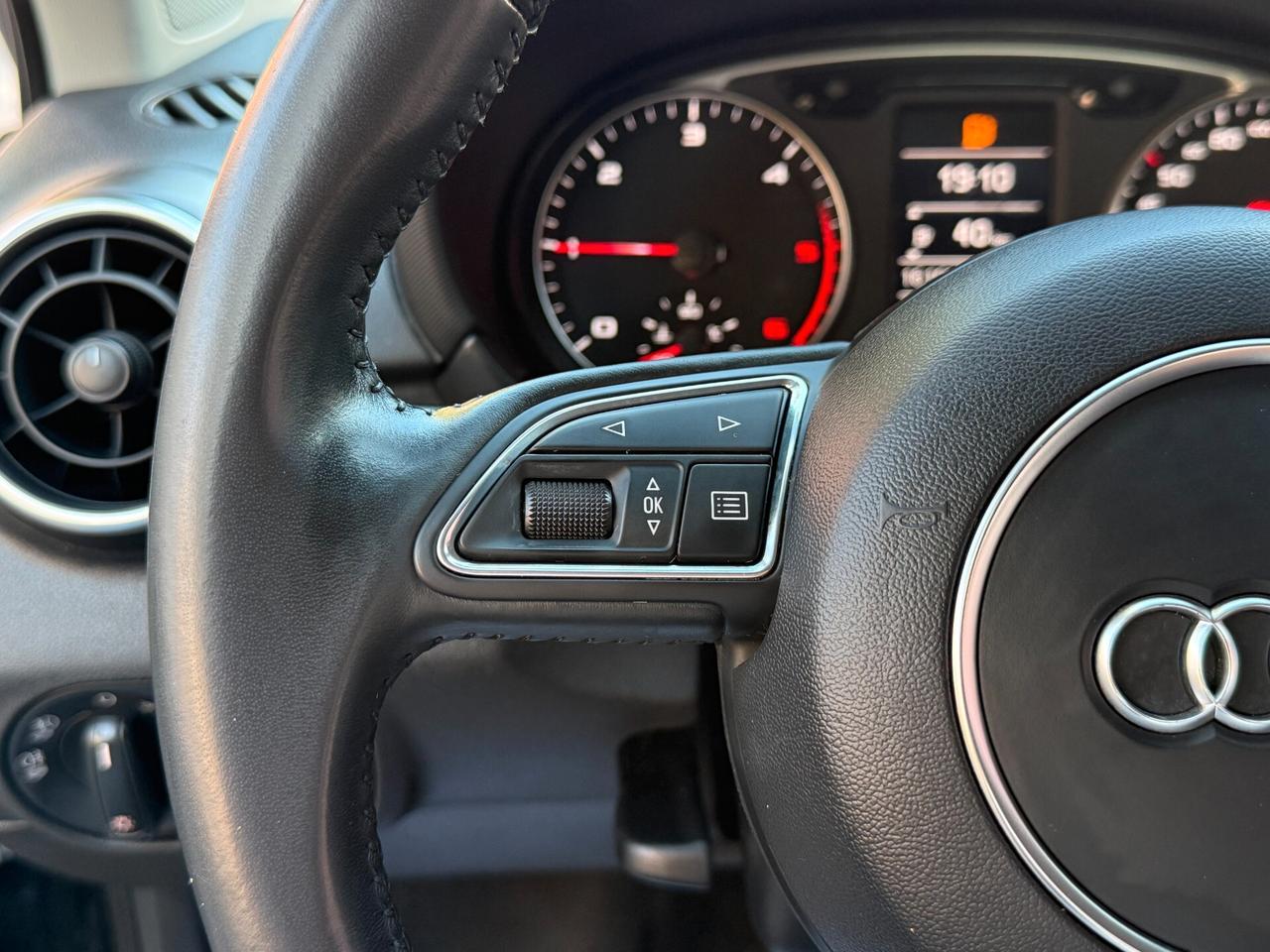 Audi A1 SPB 1.6 TDI 90CV Attraction - 2014