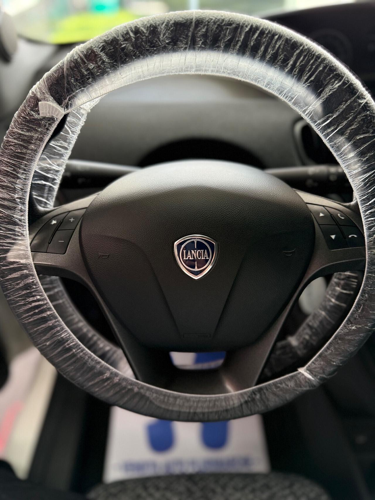 Lancia Ypsilon 0.9 TwinAir Gold 12/2020