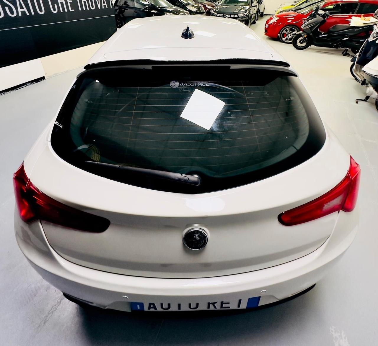 Alfa Romeo Giulietta 1.6 JTDm-2 105CV Distinctive