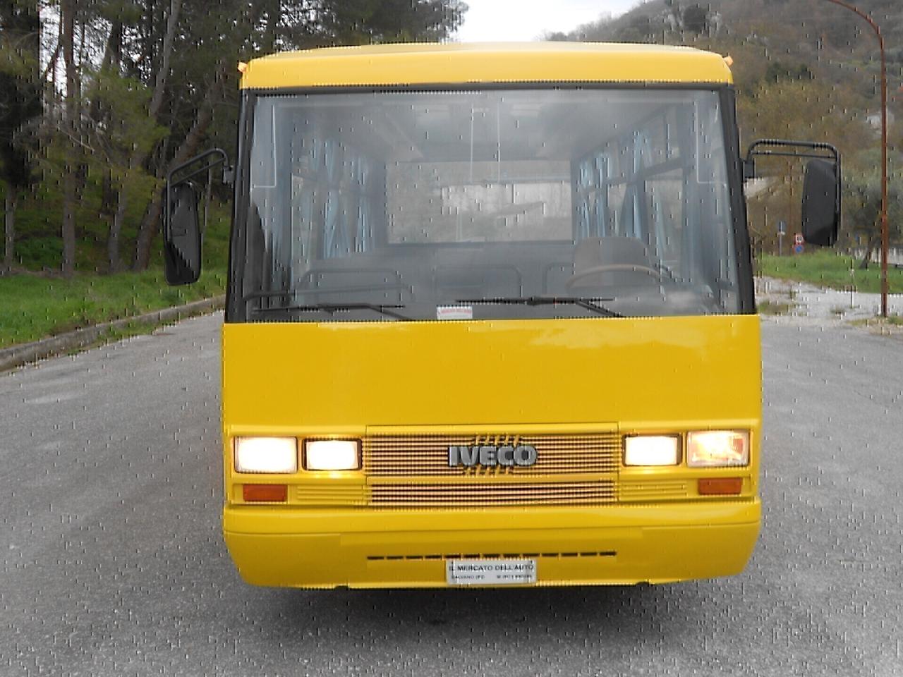 SCUOLABUS 42posti(12mesi di GARANZIA)IVECO 70.14