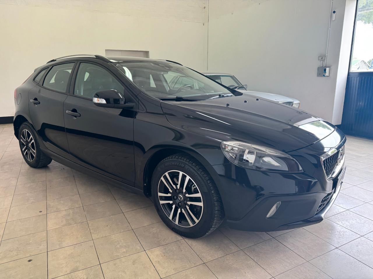 Volvo V40 Cross Country D2 Geartronic Business Plus