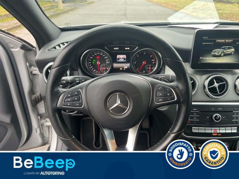 Mercedes-Benz GLA 220 D SPORT 4MATIC AUTO