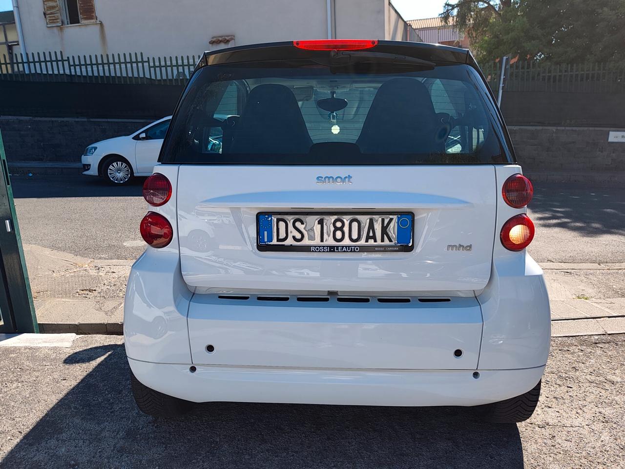 Smart ForTwo 1000 52 kW MHD coupé pure