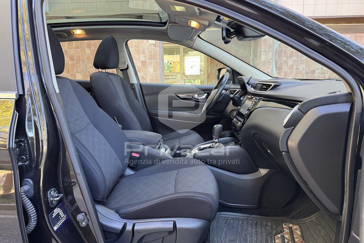 NISSAN Qashqai 1.2 DIG-T N-Connecta