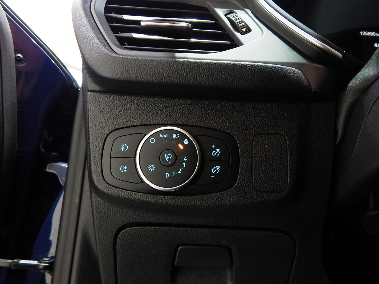 Ford Focus SW 1.5 ecoblue Business S&S NAVI-PARK-LED