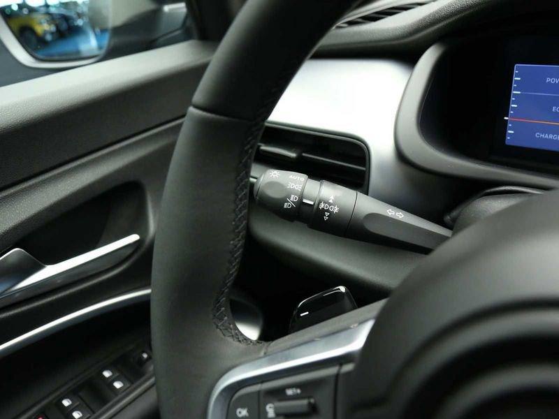 Jeep Avenger 4xe Hybrid 1.2 MHEV 4xe Upland