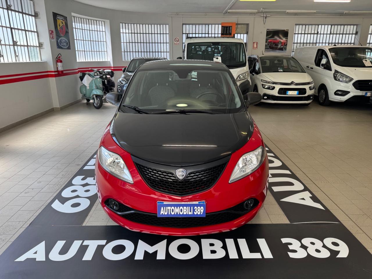 Lancia Ypsilon 1.2 69 CV 5 porte S&S Elefantino Blu