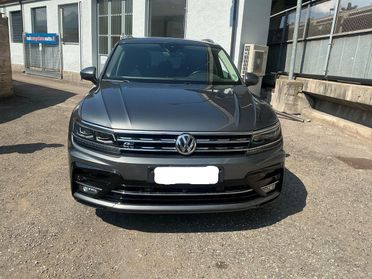 VOLKSWAGEN - Tiguan - 2.0 TDI DSG 4MOTION R-LINE
