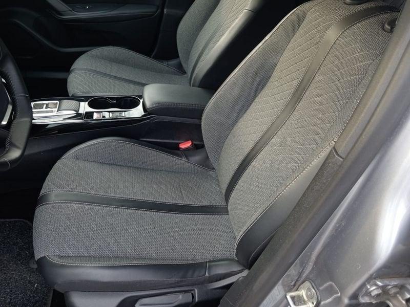 Peugeot 2008 BlueHDi 130 EAT8 Allure S/S