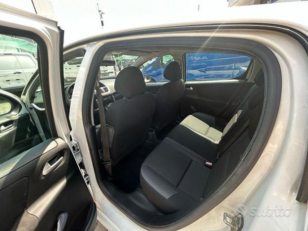 PEUGEOT 207 1.4 8V 75CV 5p. X Line