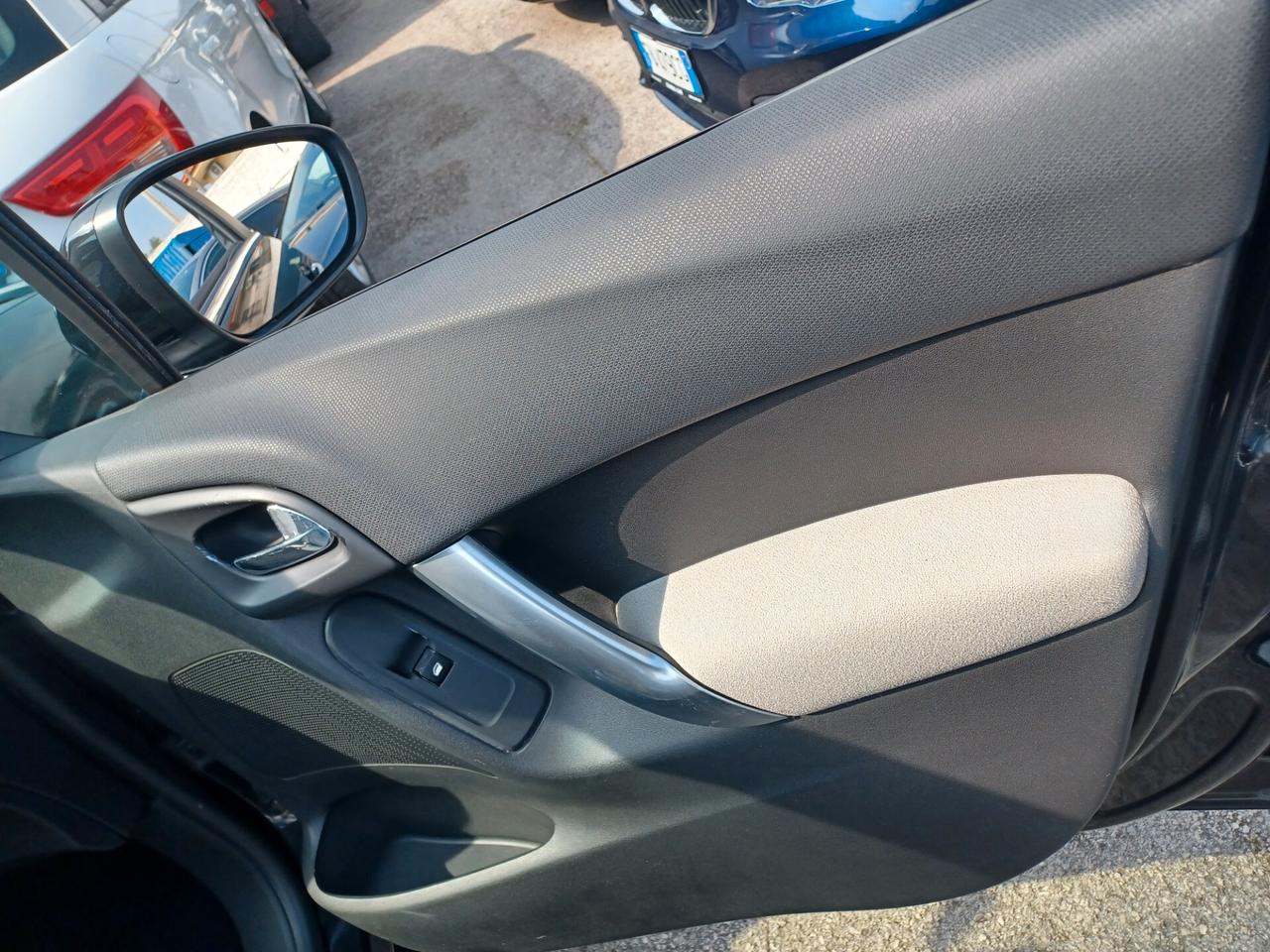 Citroen C3 1.4 Exclusive GPL UNICO PROPRIETARIO