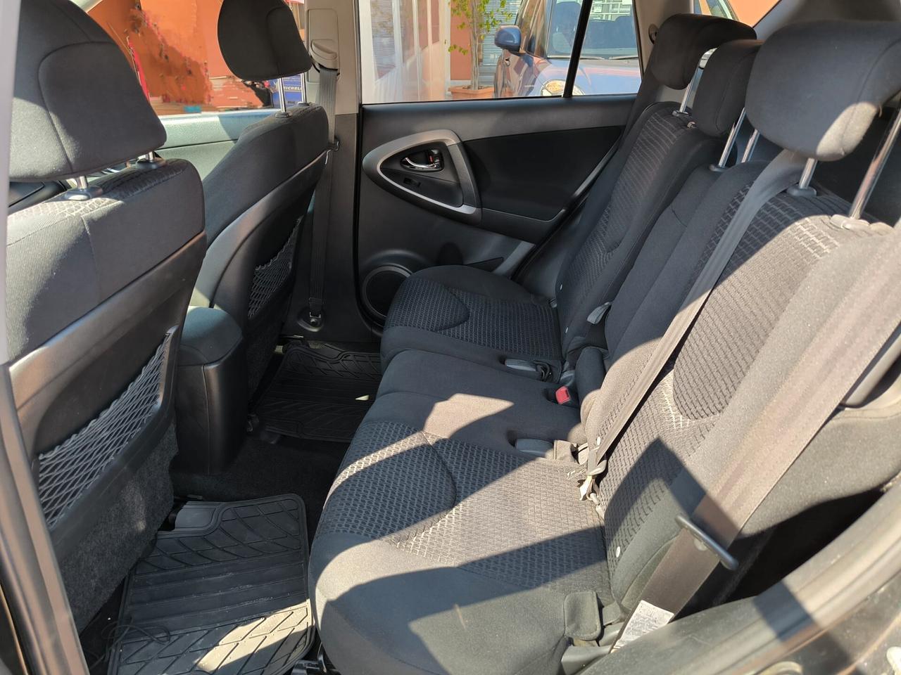 Toyota RAV 4 2.2 D-4D 136 CV DPF Luxury