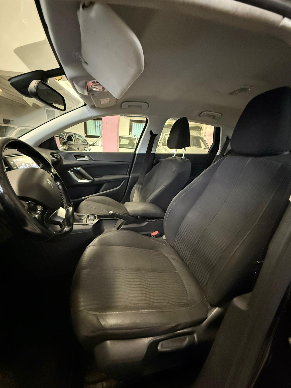 Peugeot 308 BlueHDi 120 S&S EAT6 SW Business