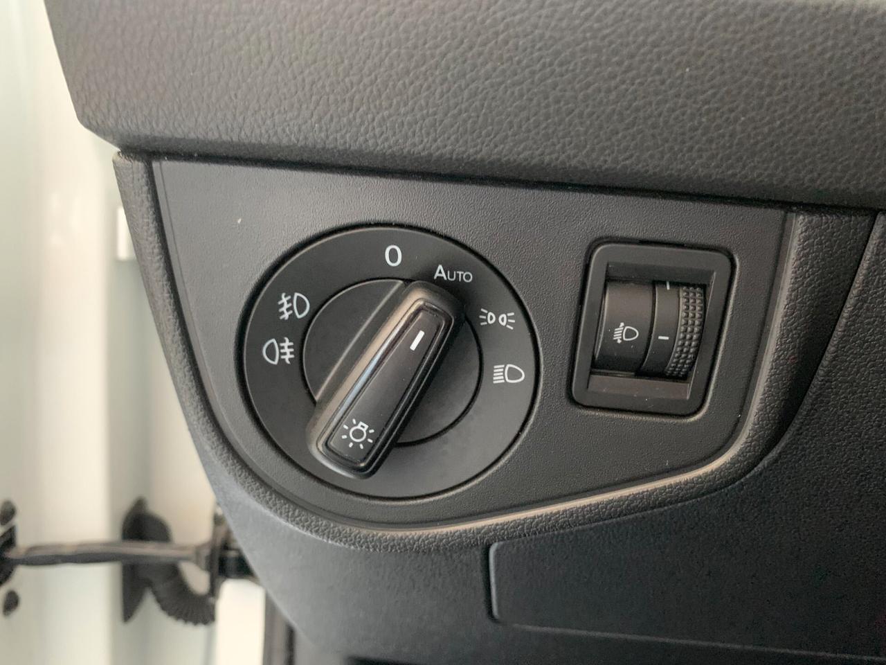 VOLKSWAGEN POLO 1.0 BENZ COMFORTLINE - OK NEOP.