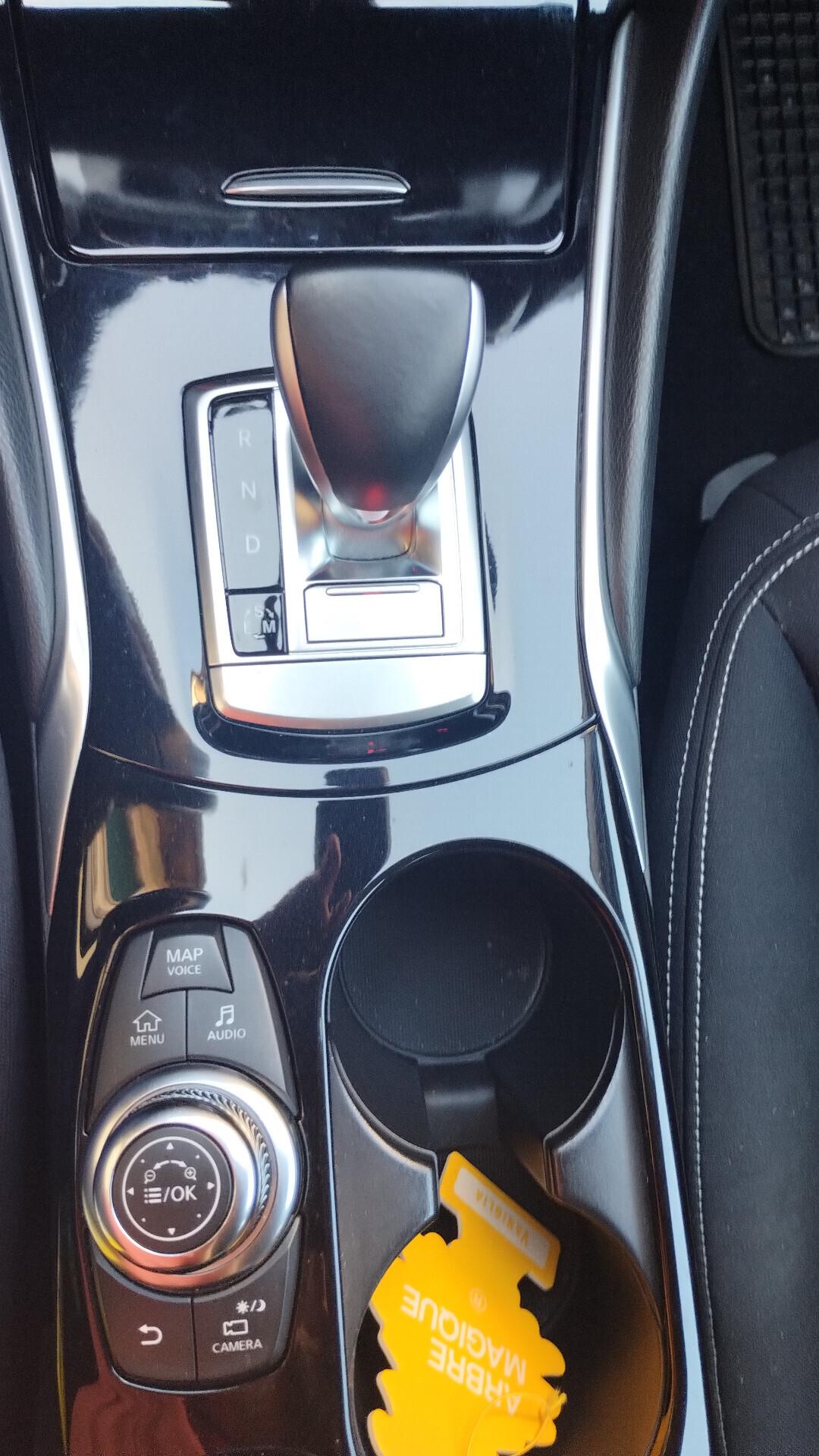 Infiniti Q30 1.5 diesel Premium