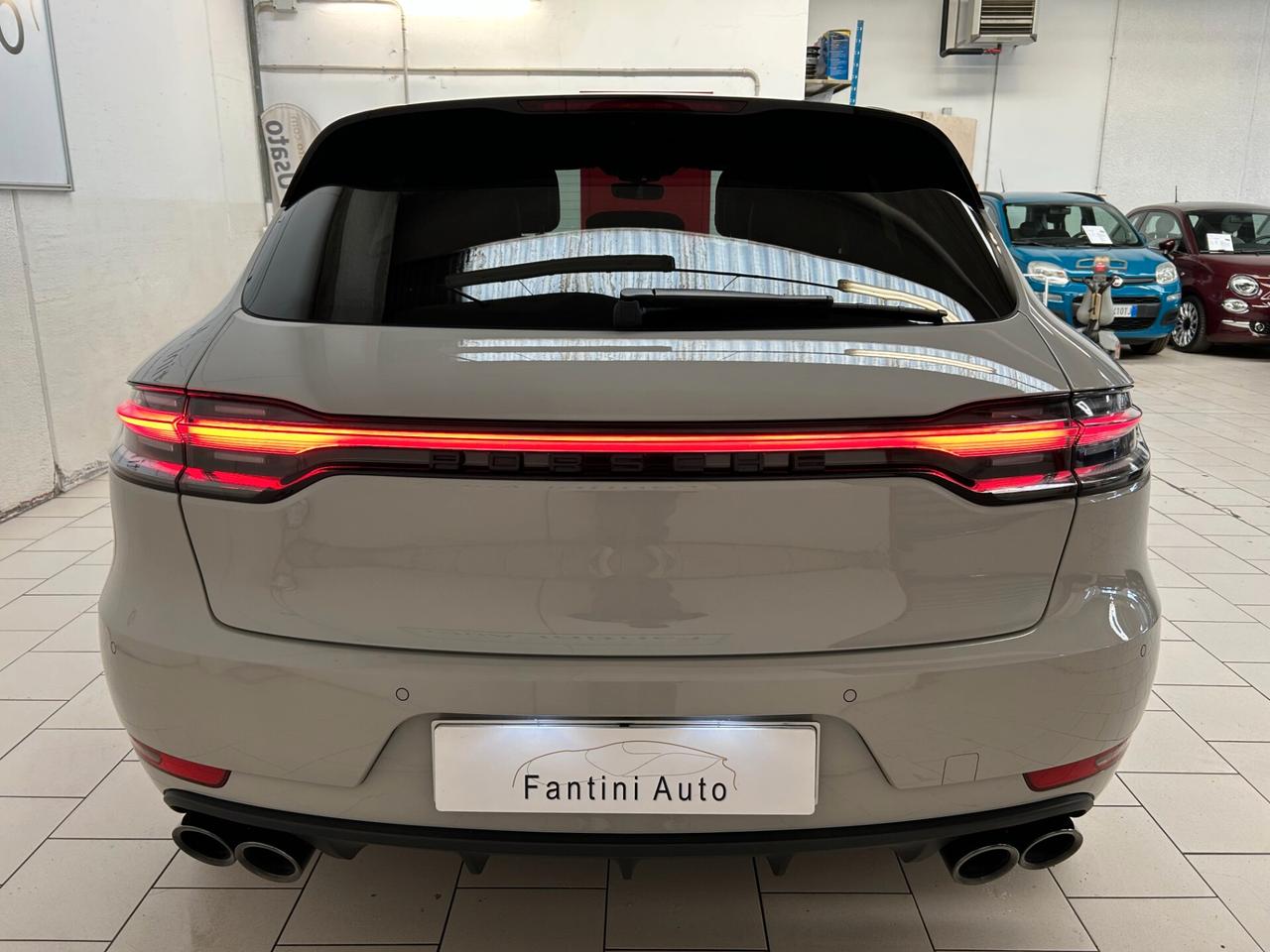 Porsche Macan 2.0 245cv pdk-Dettagli in Descrizione