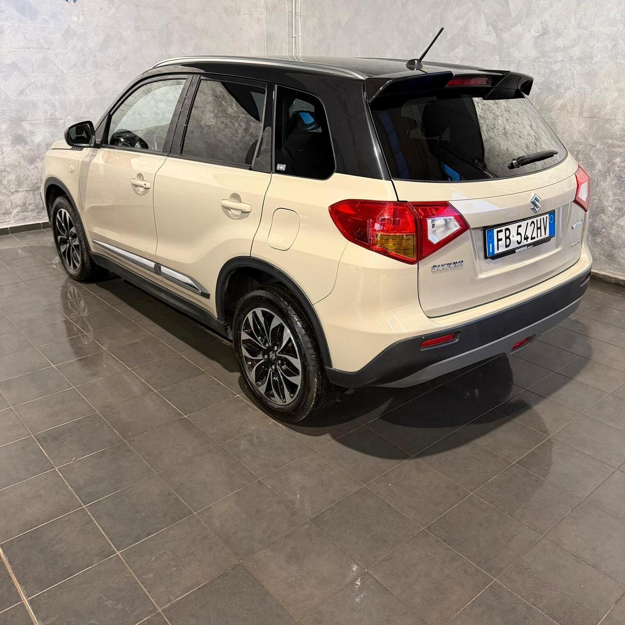 Suzuki Vitara 1.6 DDiS 4WD AllGrip V-Top