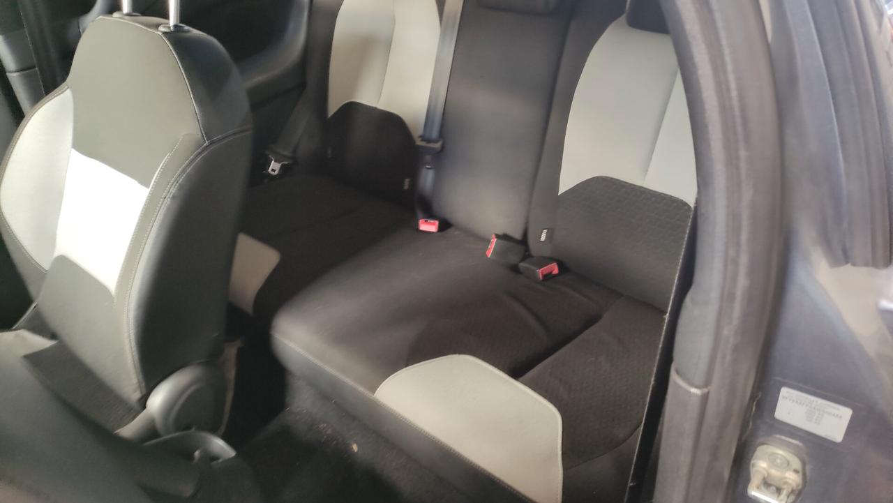 Citroen DS 3 1.4 VTi 95 Chic 70KW NEOPATENTATI - 2010