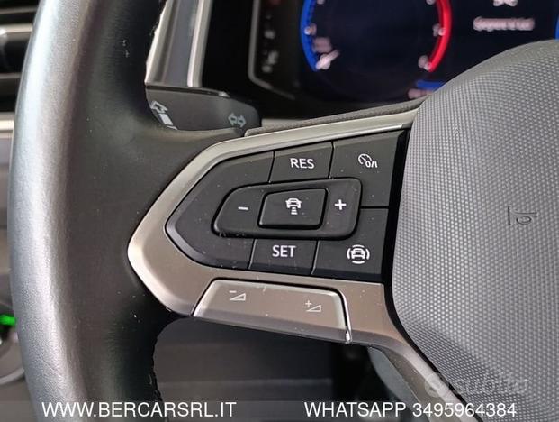 Volkswagen T-Roc 1.0 TSI Style*PROIETTORI LED...