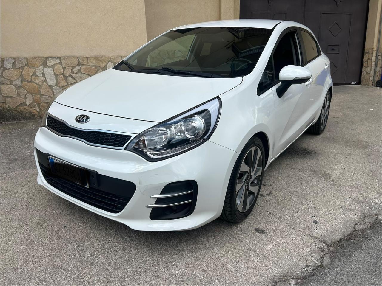 Kia Rio 1.4 CRDi 5p. Cool