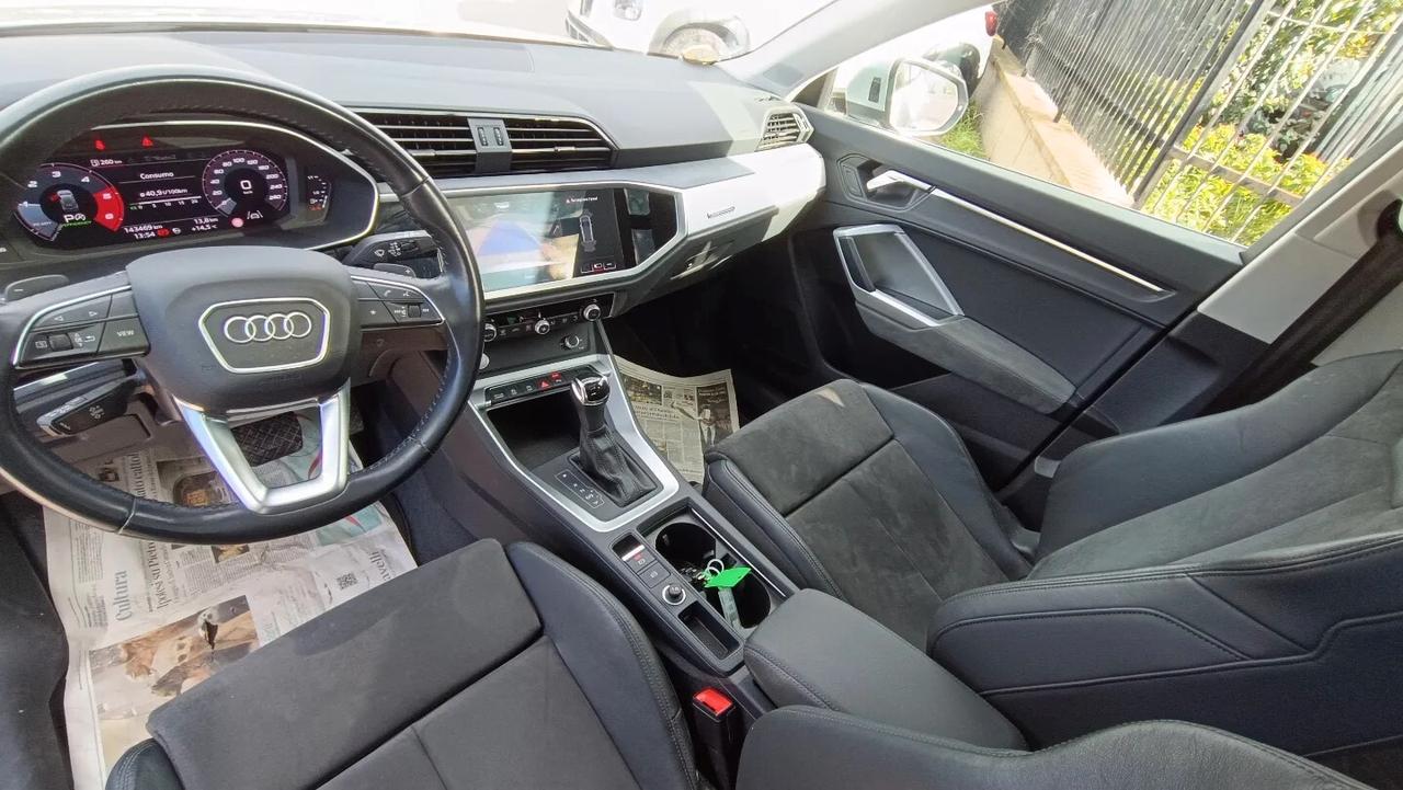 Audi Q3 35 TDI S tronic line edition
