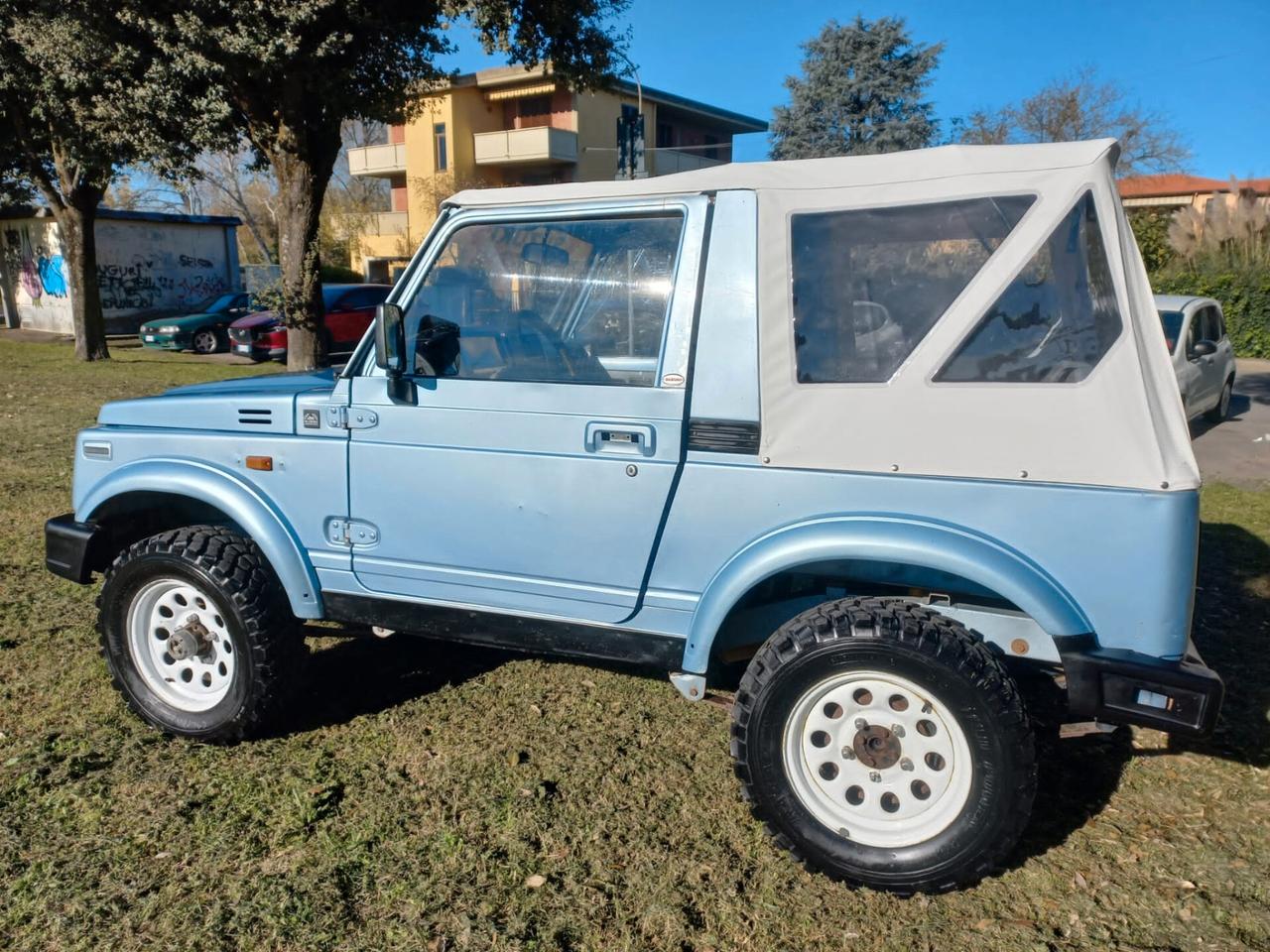 Suzuki SJ Samurai SJ413 Cabriolet storica gancio traino