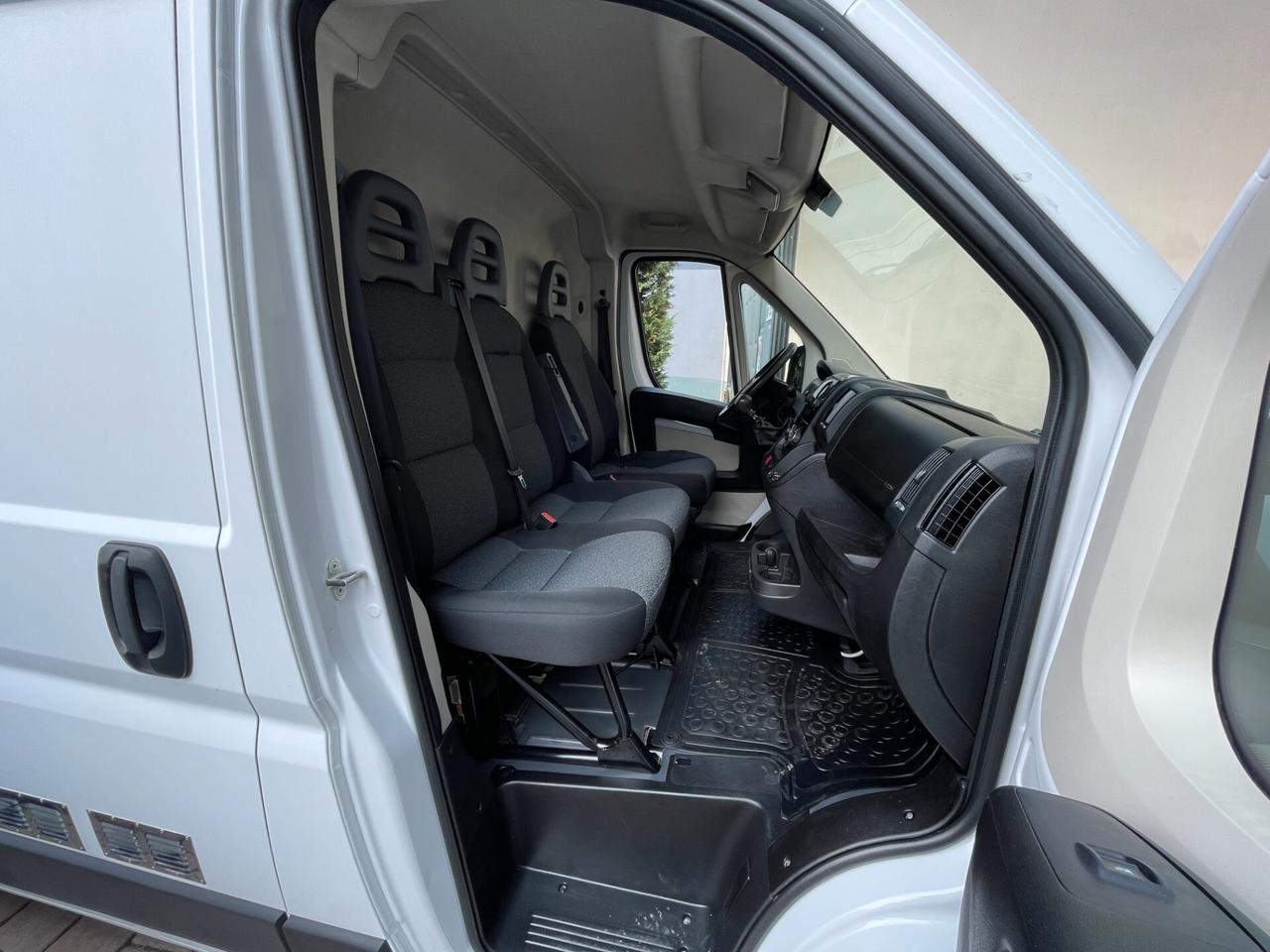 Fiat Ducato 35 MH2 3.0 CNG 136cv combi E6