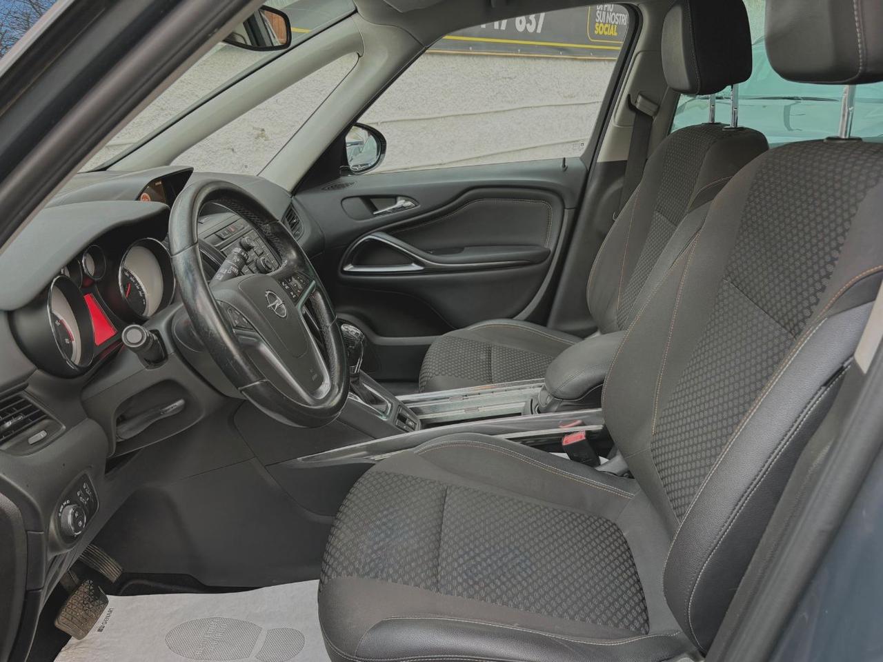 Opel Zafira Tourer 2.0 cdti Cosmo 130cv auto E6