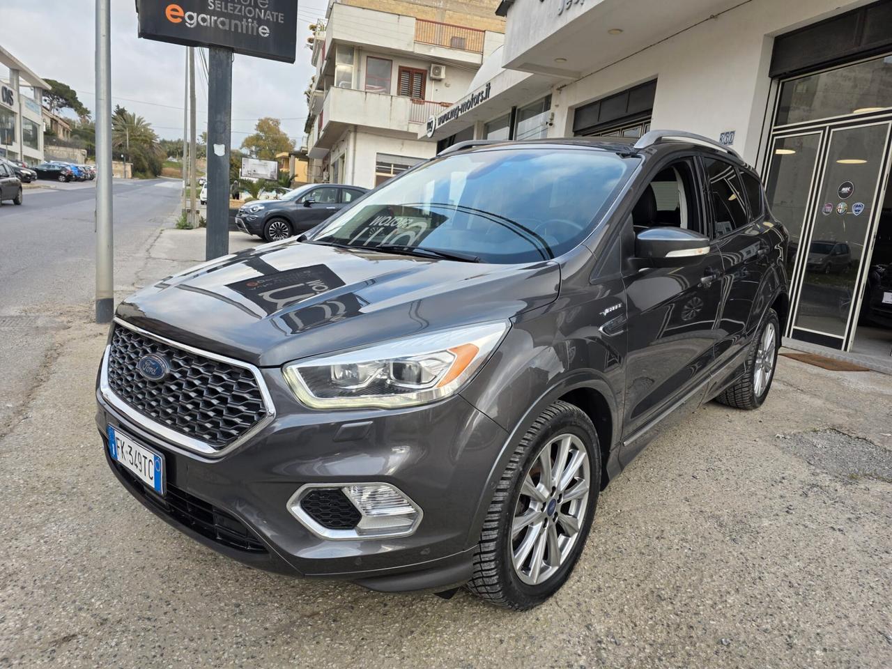 Ford Kuga 2.0 TDCI 180 CV S&S 4WD Powershift Vignale