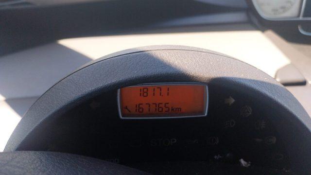 PEUGEOT 807 2.0 HDi FAP SV 7 POSTI