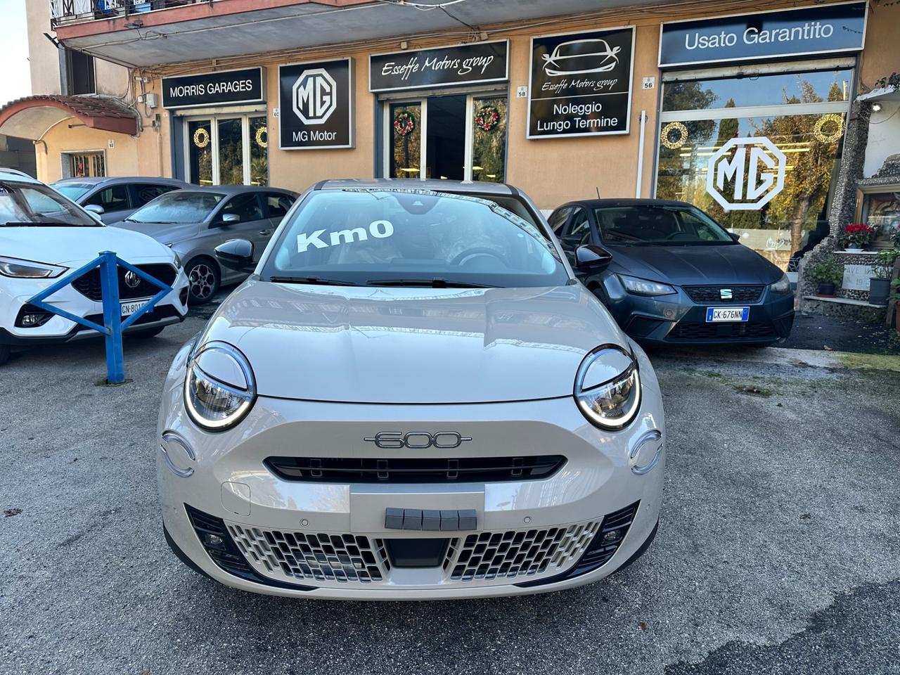 Fiat 600 1.2 LA PRIMA 145 Cv Hybrid