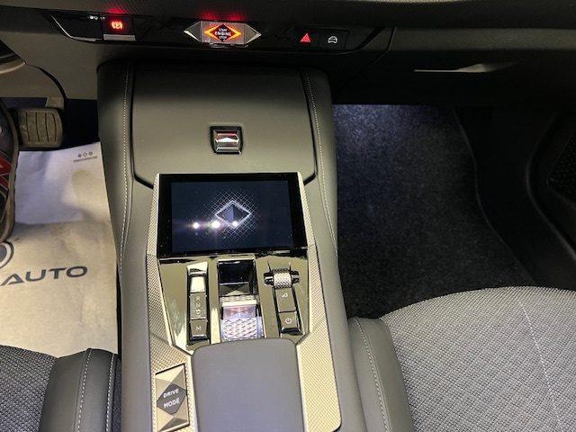 DS AUTOMOBILES DS 4 II - 1.5 bluehdi Cross Trocadero 130cv auto