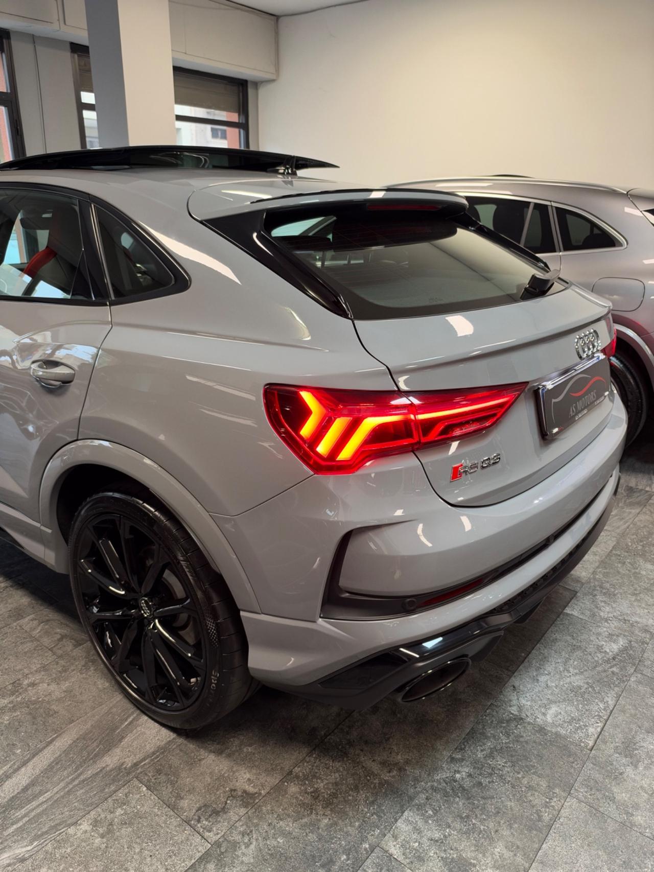 Audi RSQ3 SPB 2.5 TFSI 400 CV TETTO APRIBILE