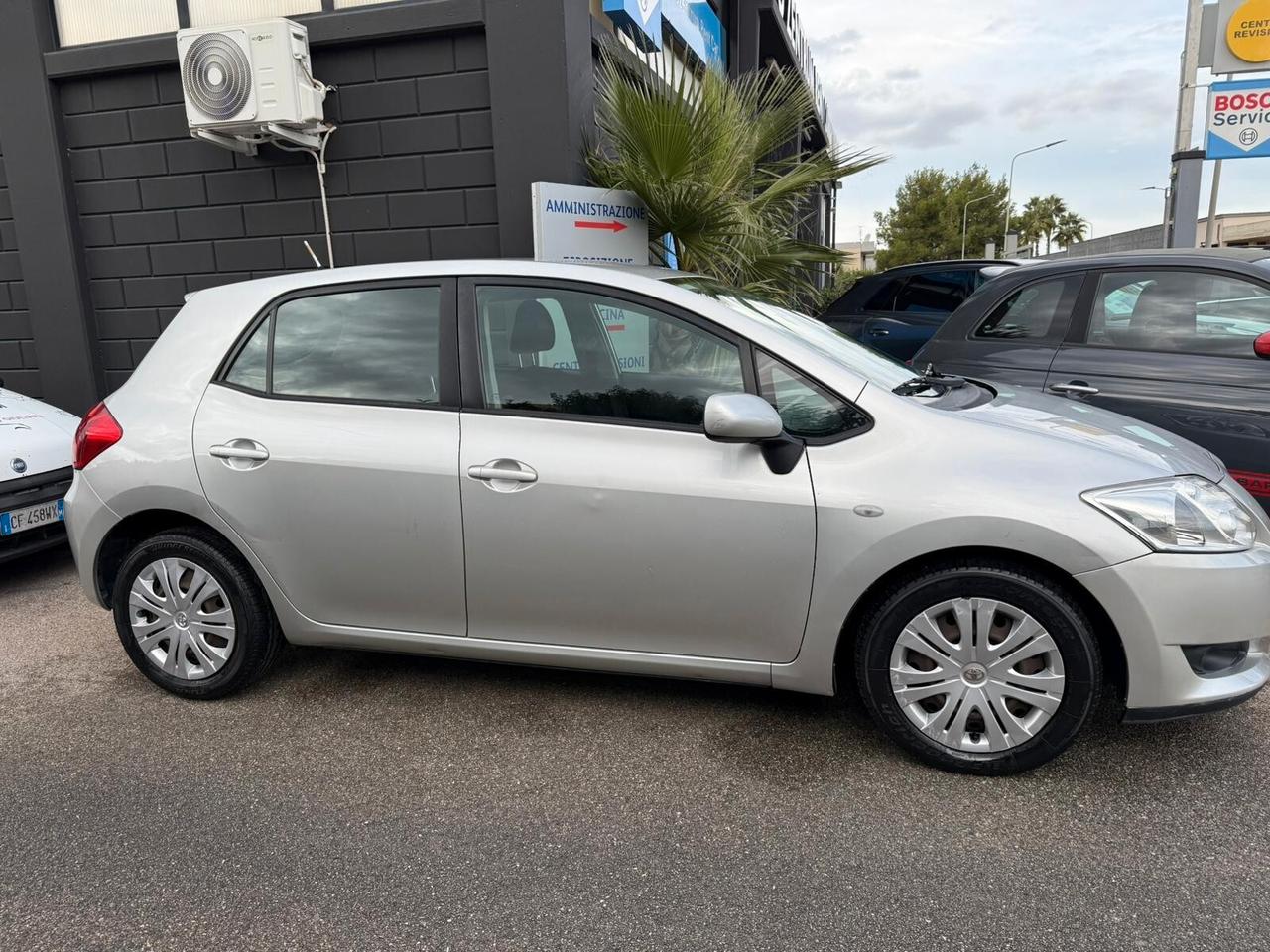 Toyota Auris 1.4 D-4D 5 porte Sol