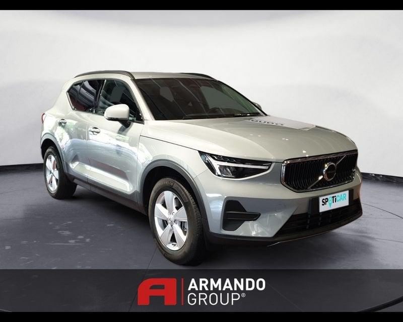 Volvo XC40 (2017-->) B3 automatico Essential