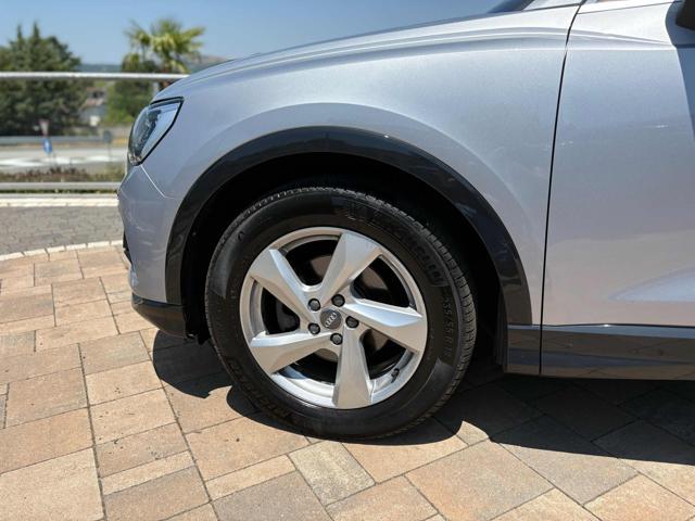 AUDI Q3 35 TDI S tronic Business Advanced *NEW MODEL*