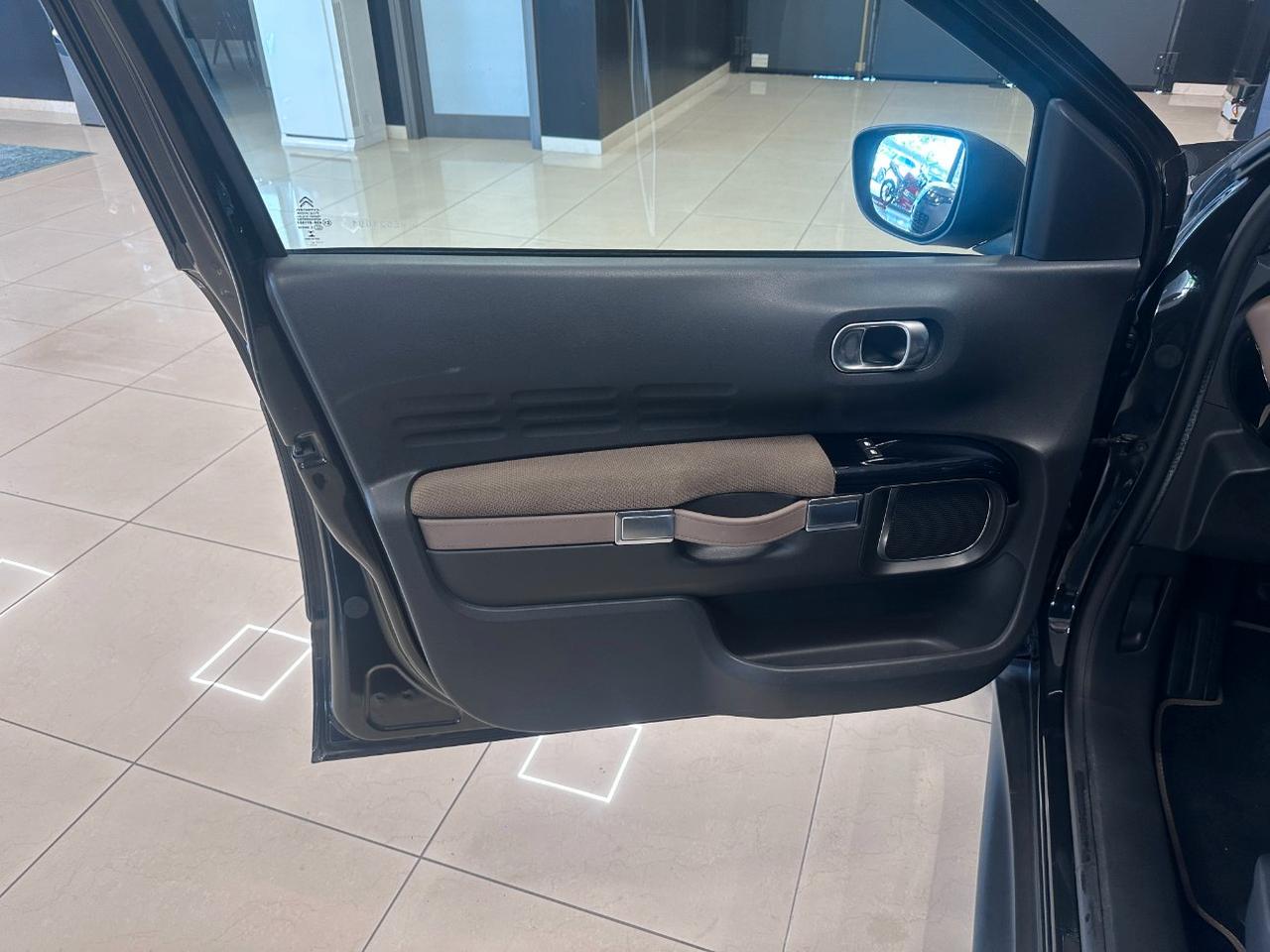 Citroen C4 Cactus 1.6 bluehdi Just Black 100cv