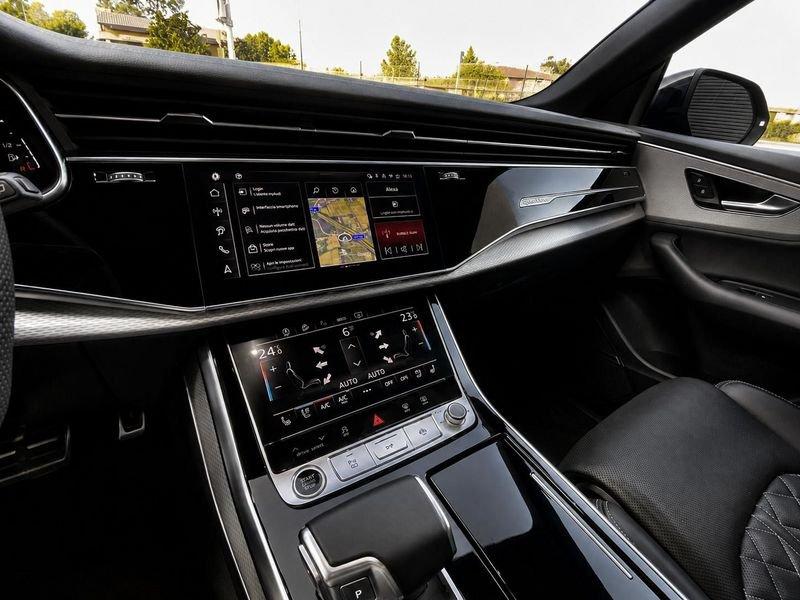 Audi Q8 50 TDI 210kW quattro tip. S Line Edition 286 CV