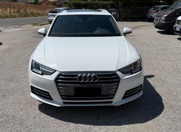 Audi A4 AVANT 2.0 TDI S-LINE