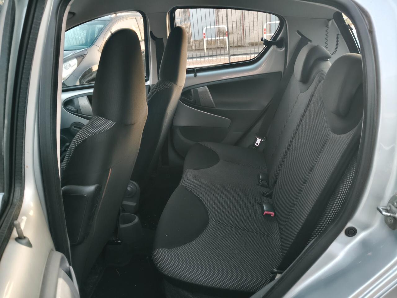 Toyota Aygo 1.0 5 porte