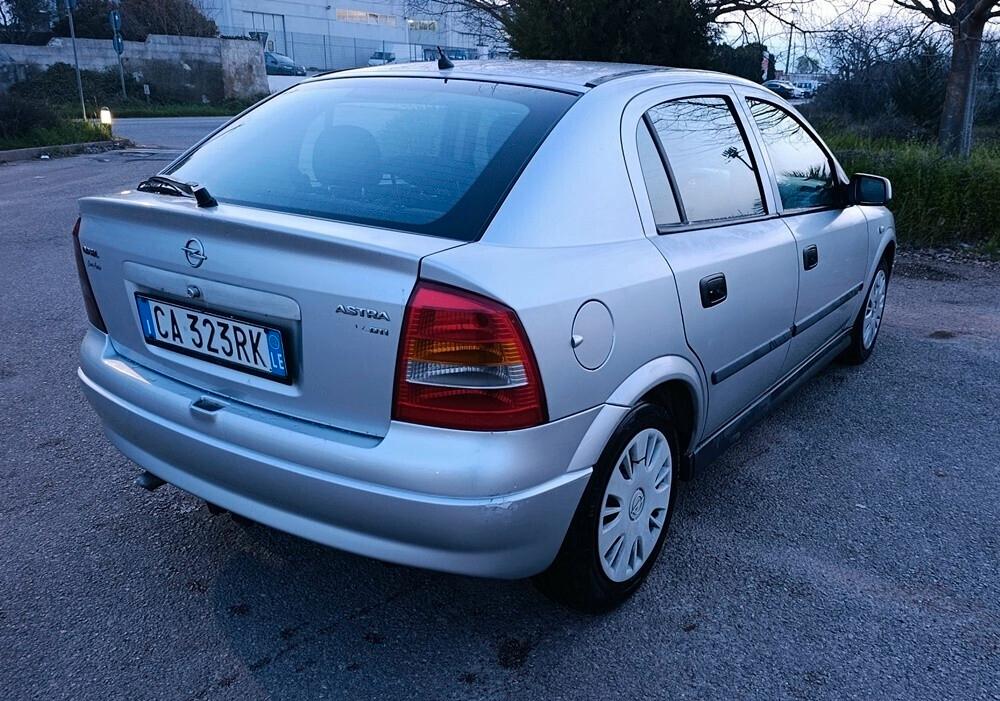 Opel Astra 1.7 16V DTI cat 5 porte Club
