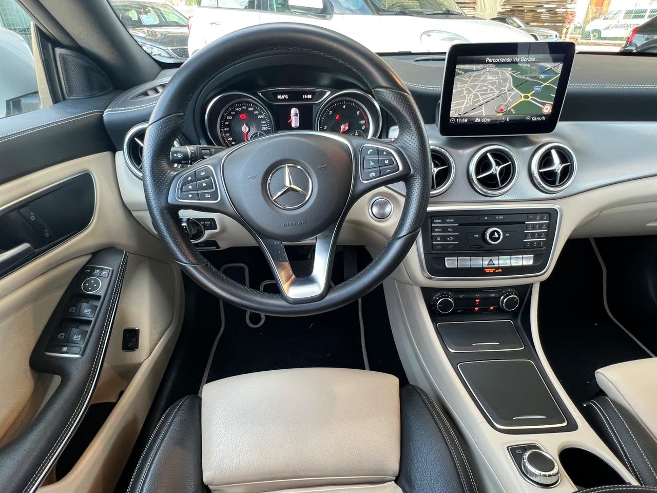 Mercedes CLA 220 d S.W. 4Matic Business FINANZIABILE