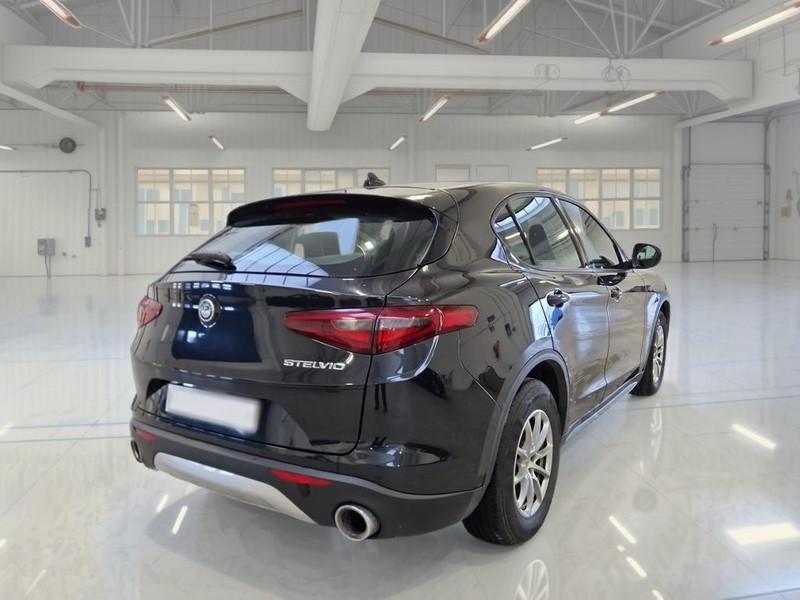 ALFA ROMEO STELVIO 2.2 Turbo Diesel 160CV AT8 RWD Business