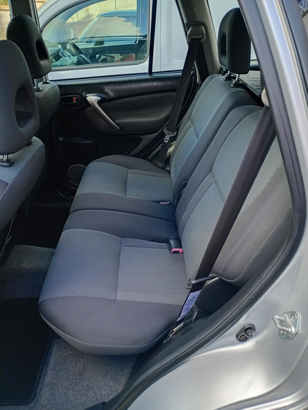 Toyota RAV 4 RAV4 2.0 Tdi D-4D cat 5 porte