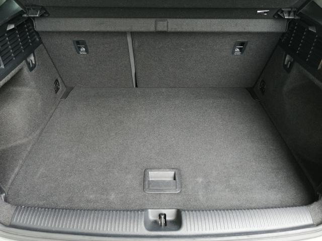 AUDI Q2 30 TDI S tronic Business Design