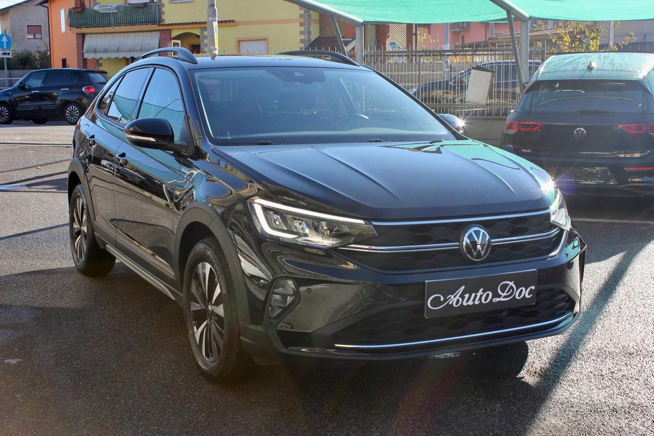 Volkswagen Taigo Life 1.0 TSI 110CV virtual cockpit navy sensori