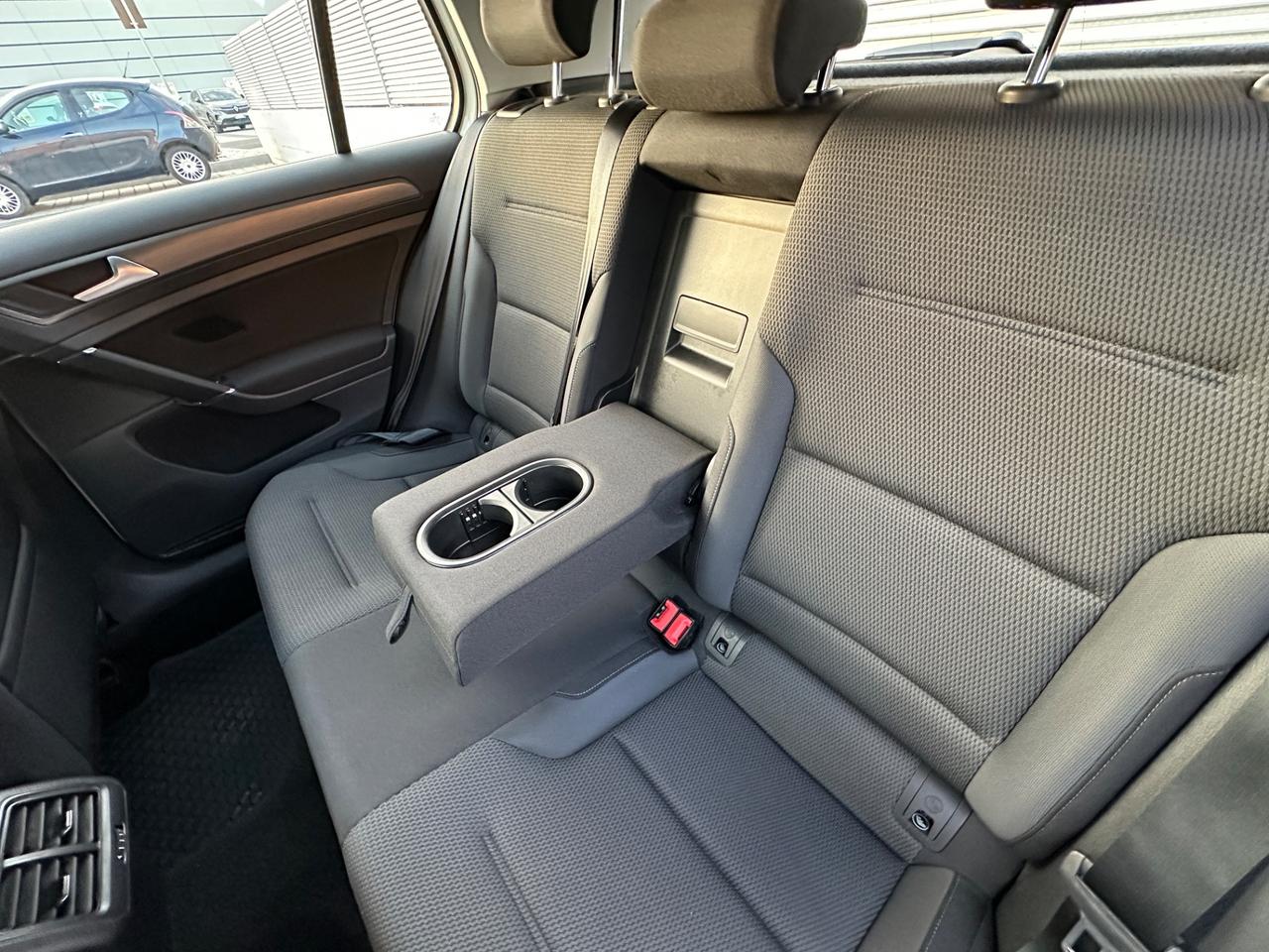 Volkswagen Golf 1.5 TGI DSG 5p. Business BlueMotion Technology METANO