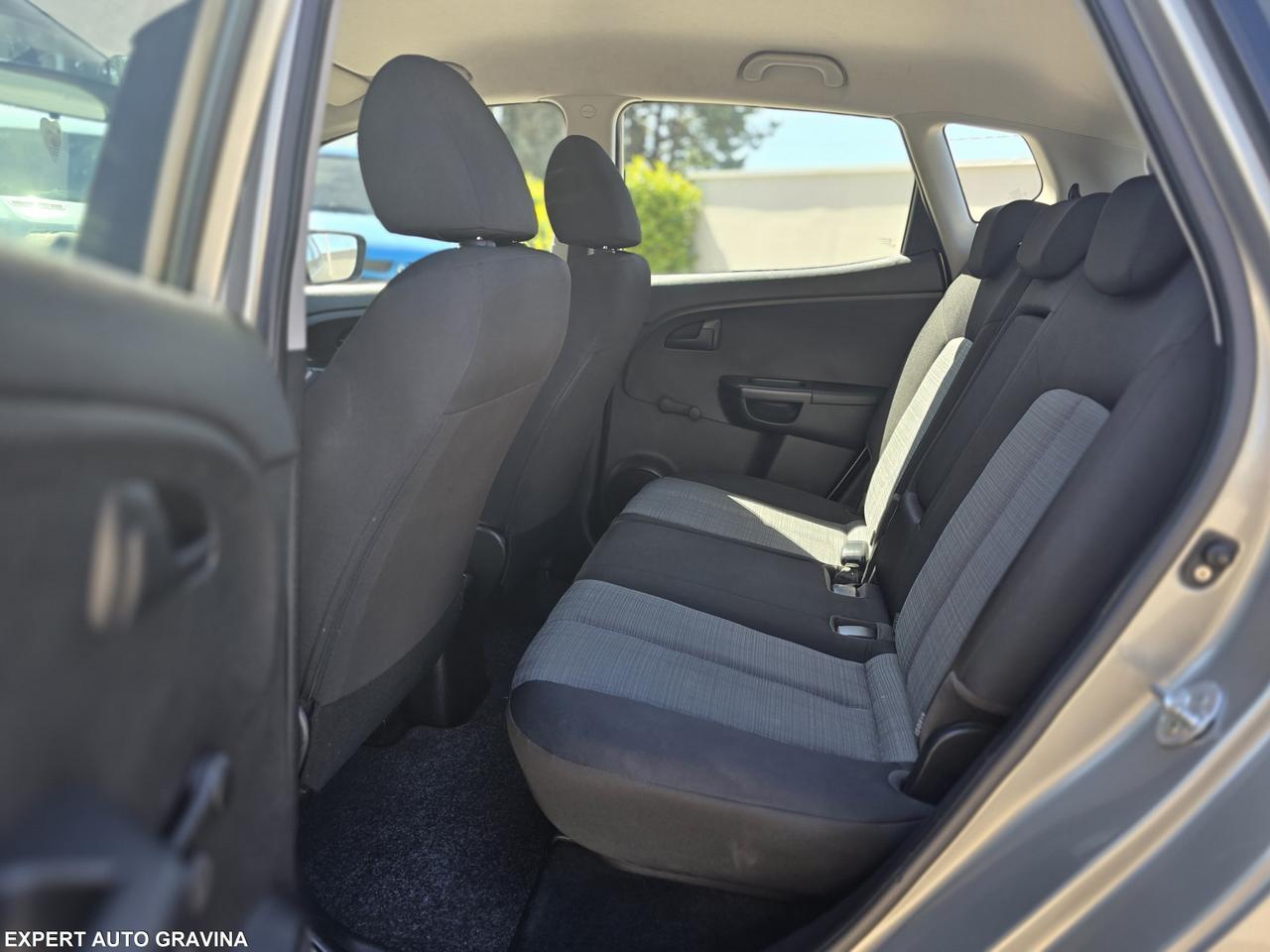KIA VENGA 1.4 DIESEL OK NEO PATENTATI PARI AL NUOV
