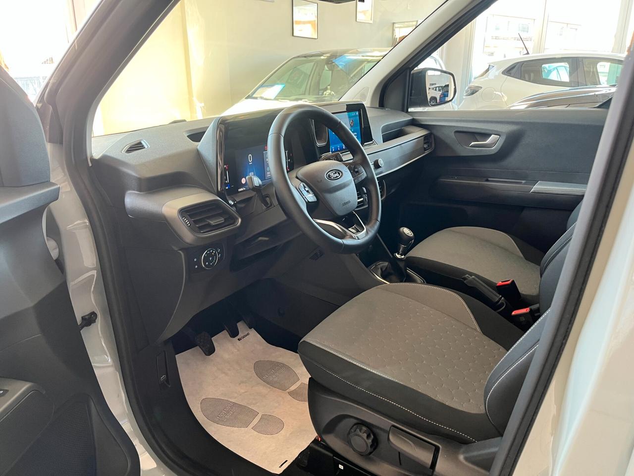 Ford Tourneo Courier Tourneo Courier 1.0 EcoBoost Titanium