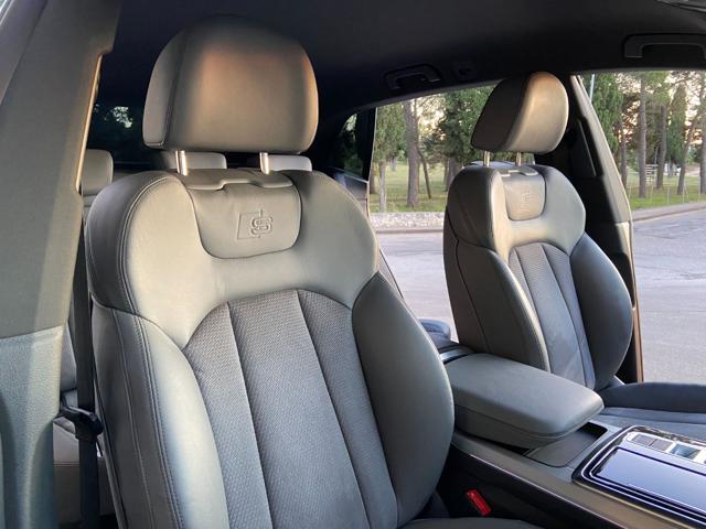 AUDI Q8 45 TDI quattro tiptronic S line plus